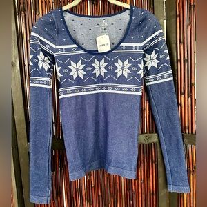 NWT Free People Snowflake and Hearts Stretchy Long Sleeve Shirt, XS/S